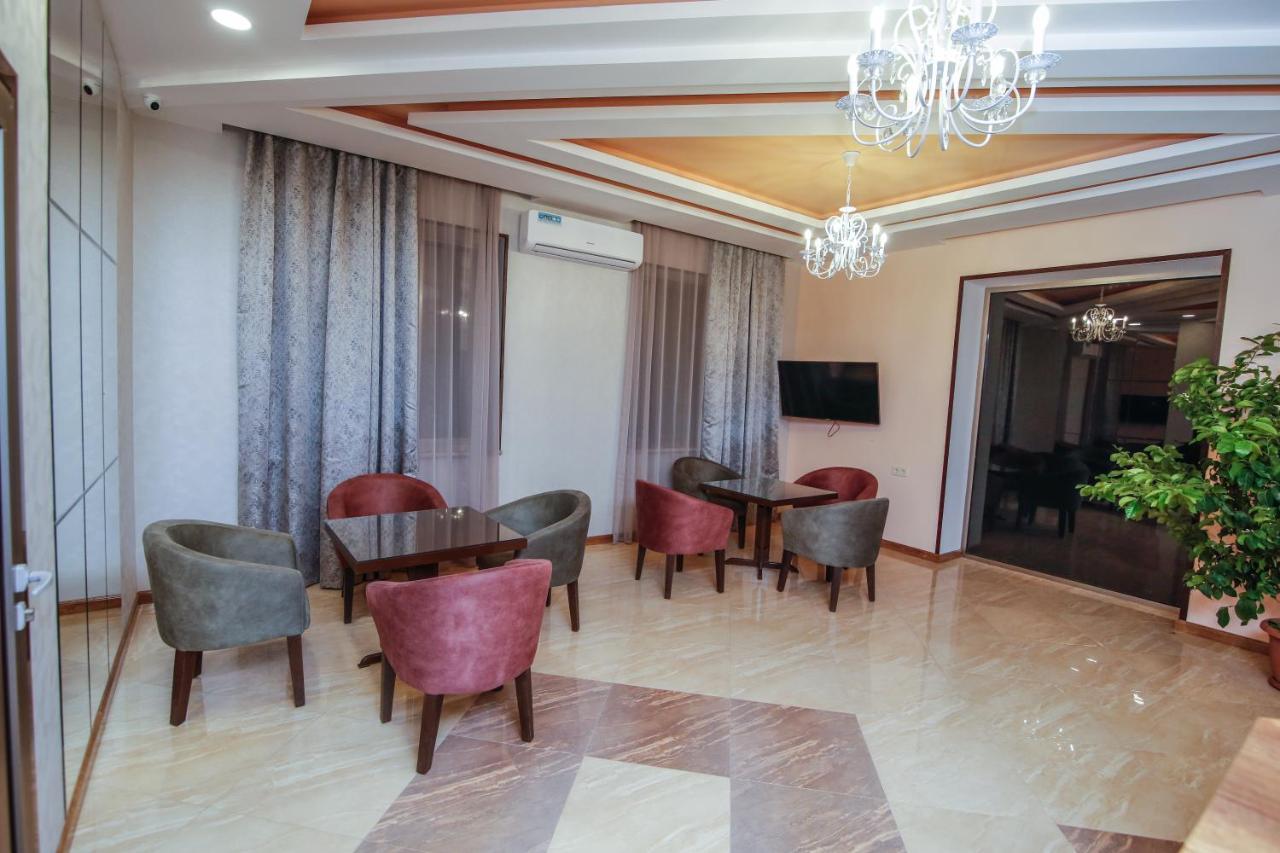 Hotel Lider Complex Vayk ภายนอก รูปภาพ